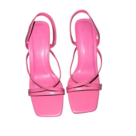 Primark Shoes - NWOT Primark Pink Heeled Shoes
